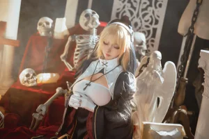 Seya-狮砸《修女》主题写真：12张全套美图