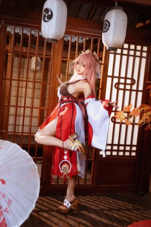 Seya-狮砸《原神 八重神子》主题写真：12张全套美图