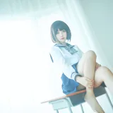 Shika小鹿鹿《短发JK》主题写真：11张全套美图