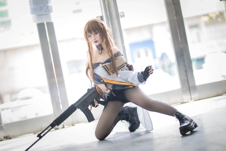 Shika小鹿鹿《少女前线 K2》主题写真：26张全套美图