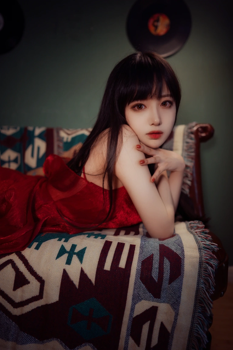 Shika小鹿鹿《Rose》主题写真：8张全套美图