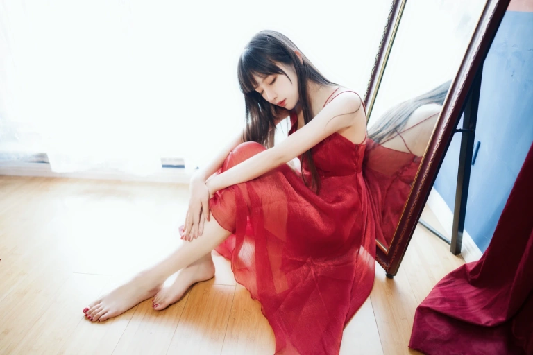 Shika小鹿鹿《Rose》主题写真：8张全套美图