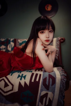 Shika小鹿鹿《Rose》主题写真：8张全套美图