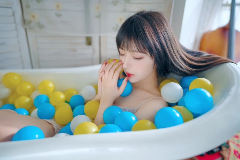Shika小鹿鹿《summer反馈福利》主题写真：4张全套美图