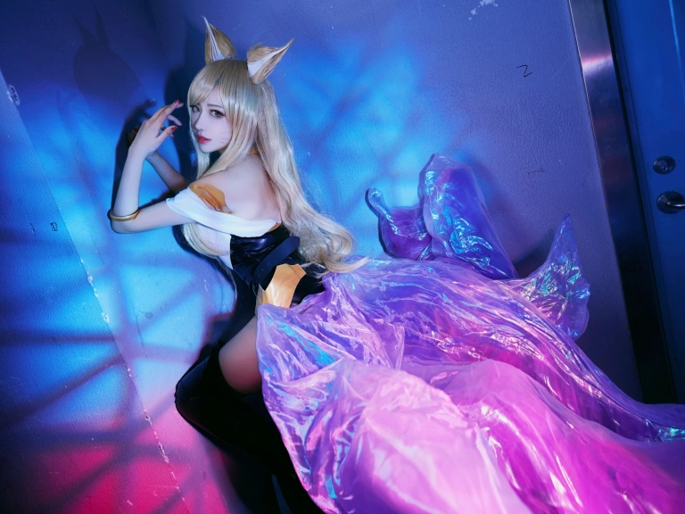 Shika小鹿鹿《阿狸》主题写真：30张全套美图