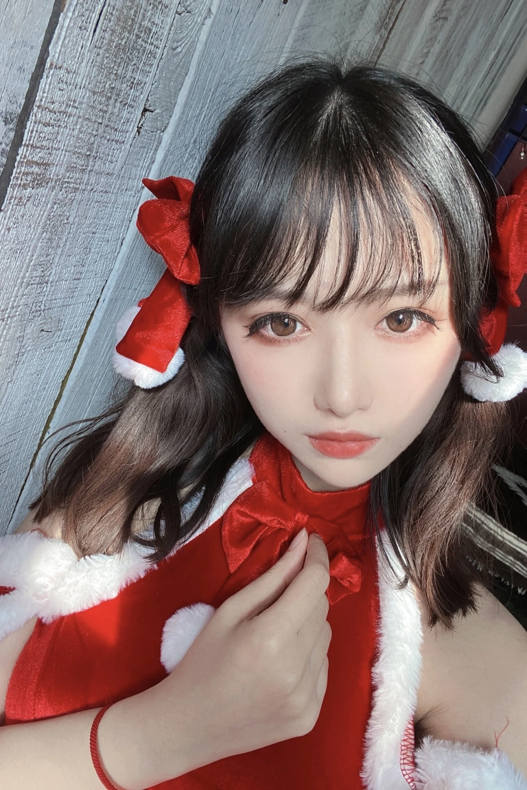 Shika小鹿鹿《圣诞四套合集》主题写真：42张全套美图