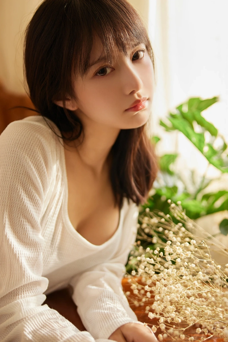 Shika小鹿鹿《鹳鸟踟蹰》主题写真：40张全套美图