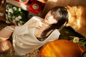 Shika小鹿鹿《鹳鸟踟蹰》主题写真：40张全套美图