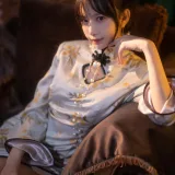 Shika小鹿鹿《中秋旗袍》主题写真：12张全套美图