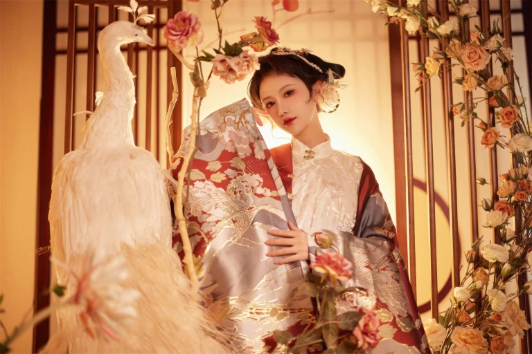 Shika小鹿鹿《大明富贵花》主题写真：11张全套美图