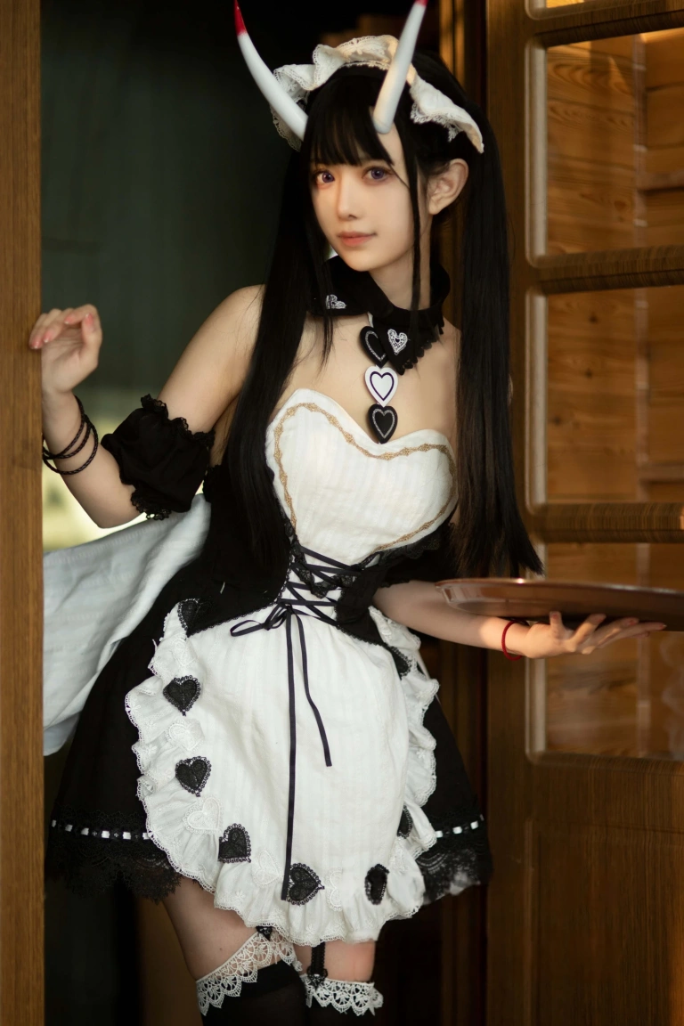 Shika小鹿鹿《能代女仆》主题写真：44张全套美图