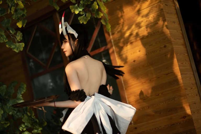 Shika小鹿鹿《能代女仆》主题写真：44张全套美图