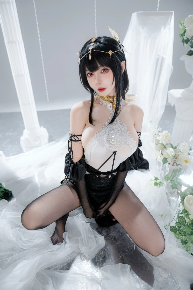 Shika小鹿鹿《碧蓝航线 镇海》主题写真：10张全套美图