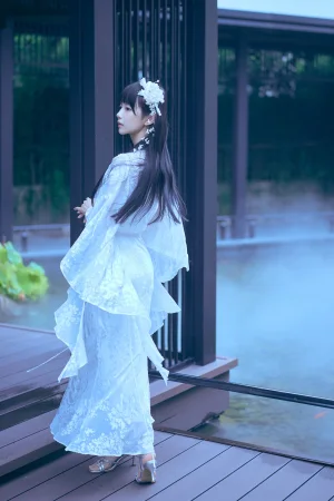 Shika小鹿鹿《新中式》主题写真：21张全套美图