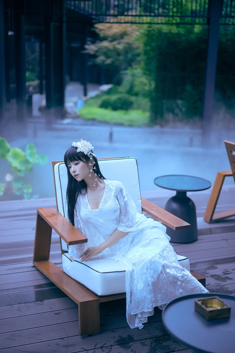 Shika小鹿鹿《新中式》主题写真：21张全套美图