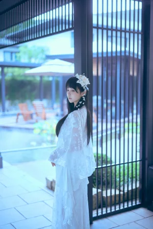 Shika小鹿鹿《新中式》主题写真：21张全套美图