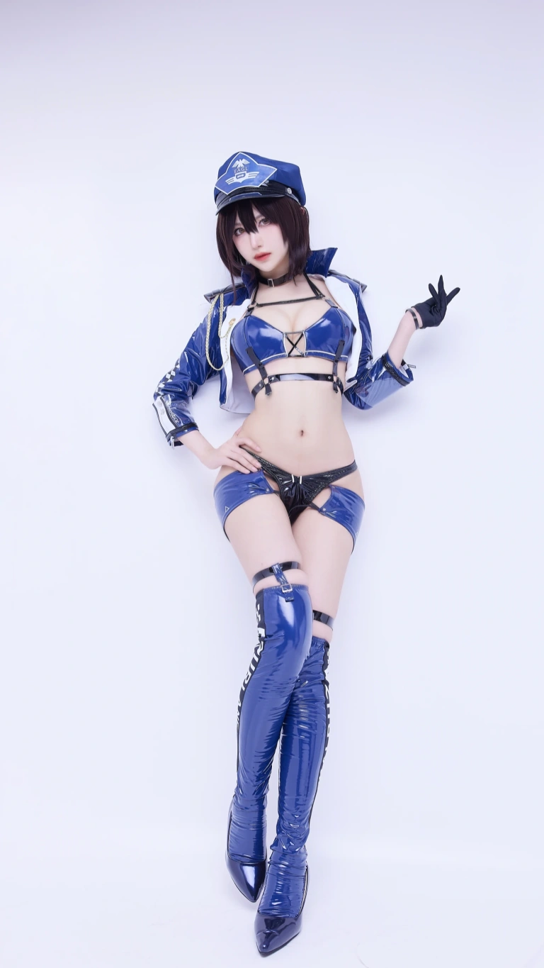 Shika小鹿鹿《碧蓝航线 巴尔的摩赛车服》主题写真：9张全套美图