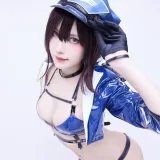 Shika小鹿鹿《碧蓝航线 巴尔的摩赛车服》主题写真：9张全套美图