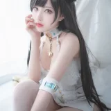 Shika小鹿鹿《爱宕 同人福利》主题写真：30张全套美图