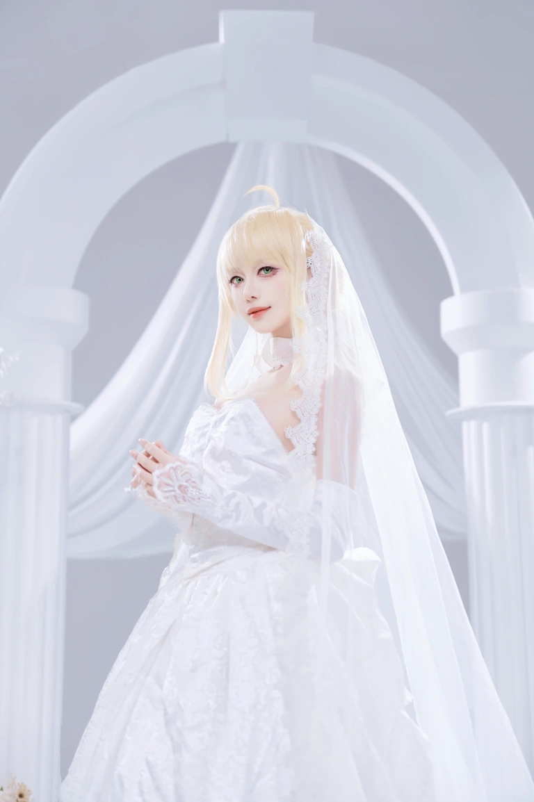 Shika小鹿鹿《Saber花嫁》主题写真：22张全套美图