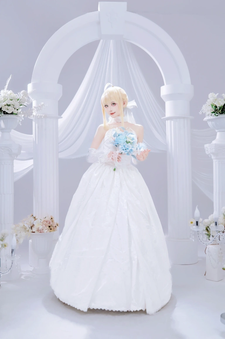 Shika小鹿鹿《Saber花嫁》主题写真：22张全套美图