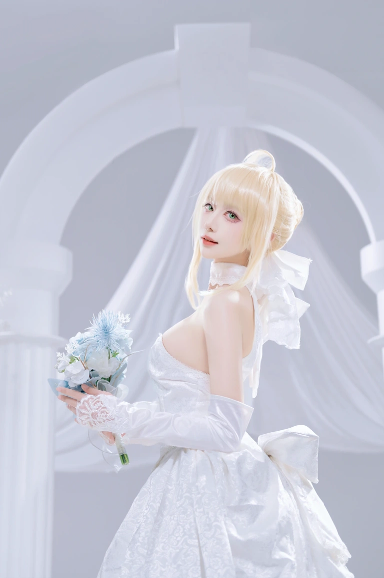 Shika小鹿鹿《Saber花嫁》主题写真：22张全套美图