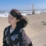 Shika小鹿鹿《莎拉自拍集》主题写真：30张全套美图