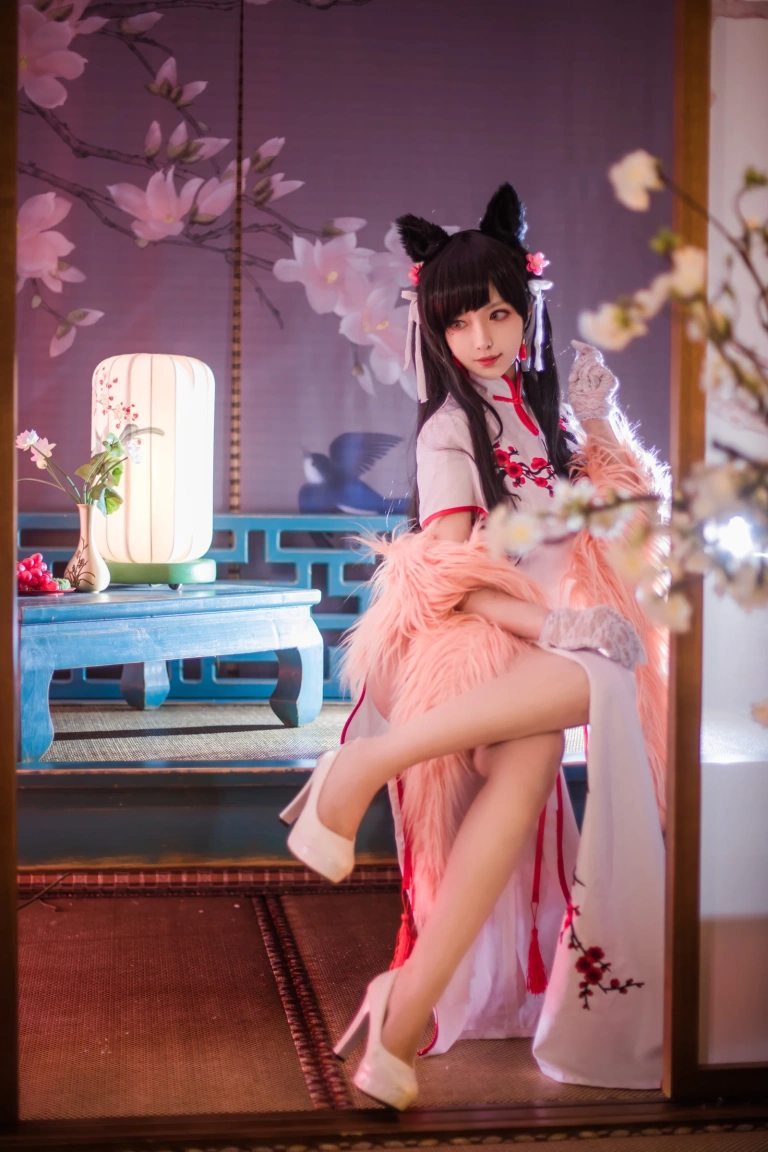 Shika小鹿鹿《爱宕旗袍》主题写真：30张全套美图