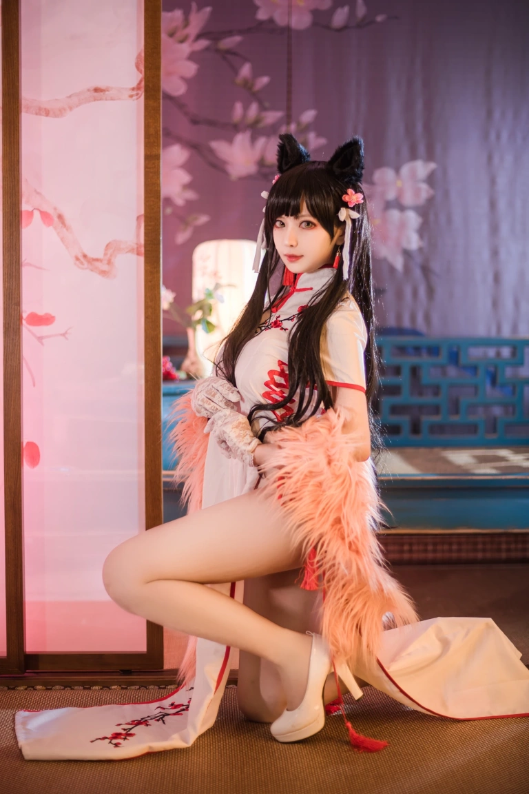 Shika小鹿鹿《爱宕旗袍》主题写真：30张全套美图