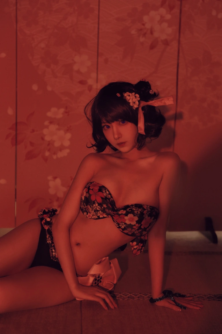 Shika小鹿鹿《北斋泳装》主题写真：21张全套美图