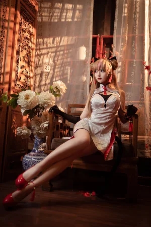 Shika小鹿鹿《蜂糖花》主题写真：20张全套美图