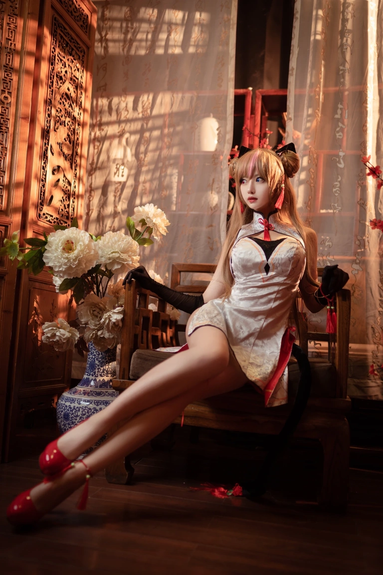 Shika小鹿鹿《蜂糖花》主题写真：20张全套美图