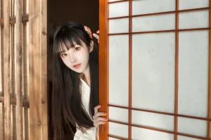 Shika小鹿鹿《和服》主题写真：19张全套美图