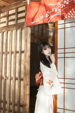 Shika小鹿鹿《和服》主题写真：19张全套美图