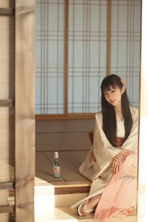 Shika小鹿鹿《和服》主题写真：19张全套美图