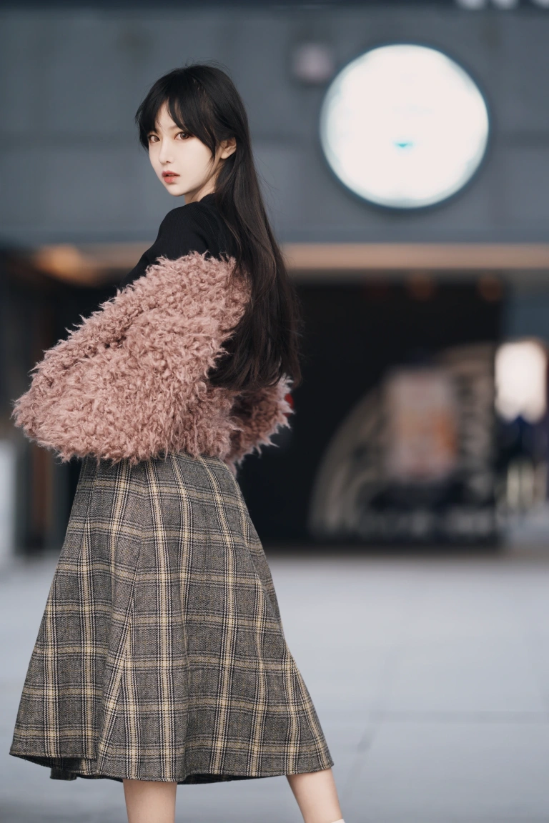 Shika小鹿鹿《街拍》主题写真：31张全套美图