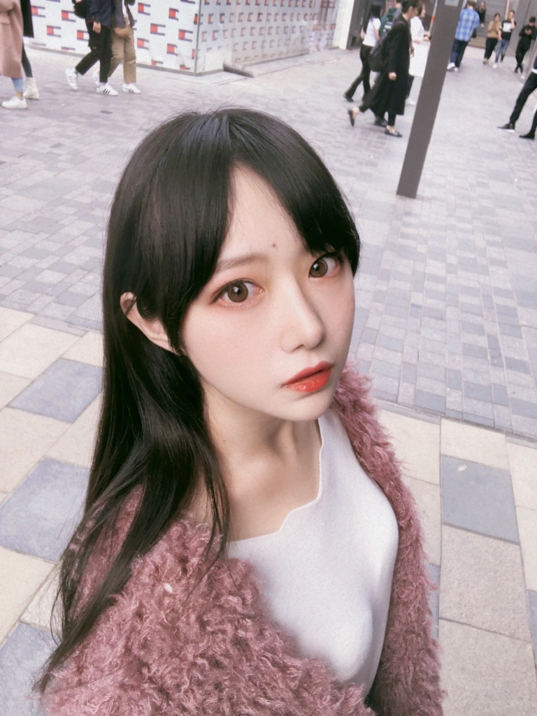 Shika小鹿鹿《街拍》主题写真：31张全套美图