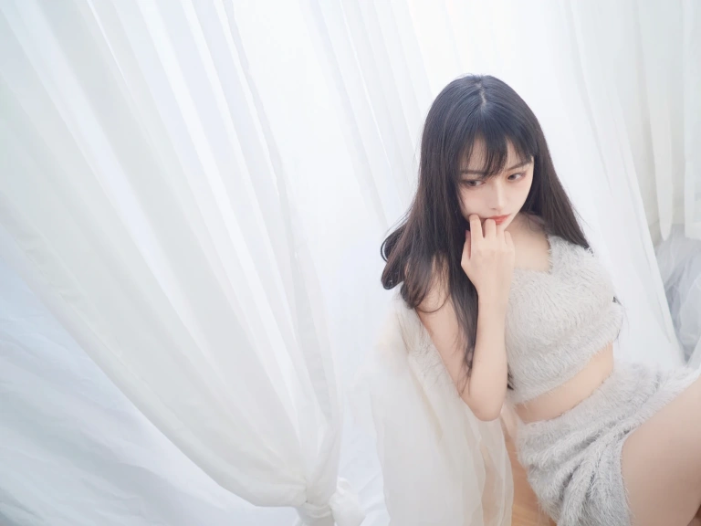 Shika小鹿鹿《日系写真》主题写真：20张全套美图