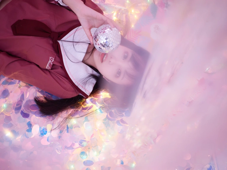 Shika小鹿鹿《圣诞》主题写真：20张全套美图
