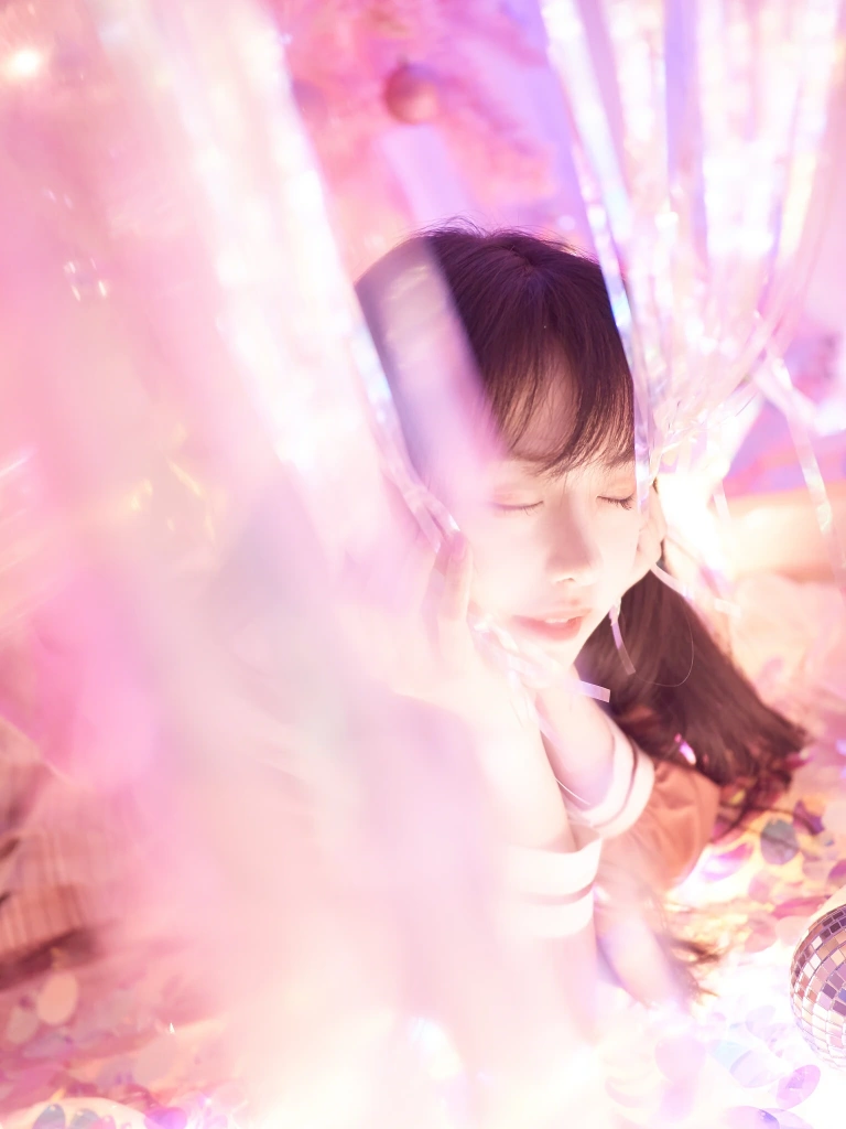 Shika小鹿鹿《圣诞》主题写真：20张全套美图