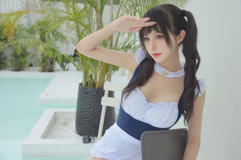 Shika小鹿鹿《双马尾日 电子版》主题写真：10张全套美图