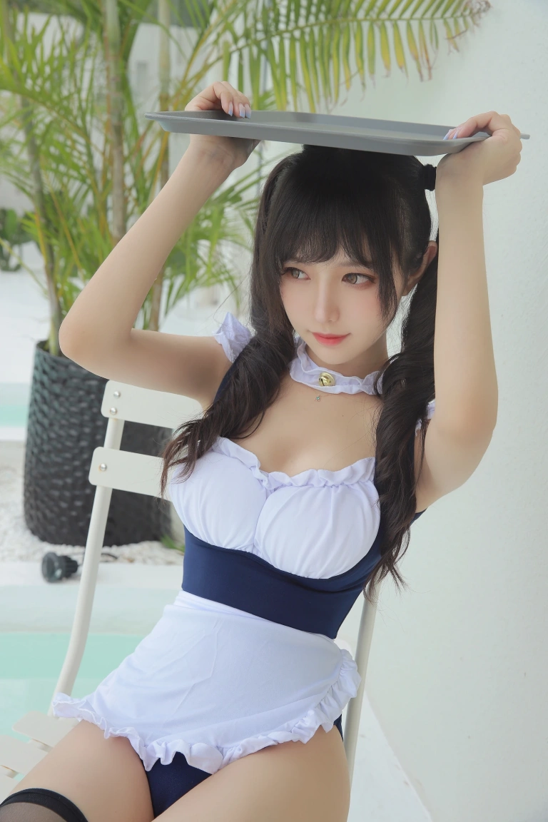 Shika小鹿鹿《双马尾日 电子版》主题写真：10张全套美图
