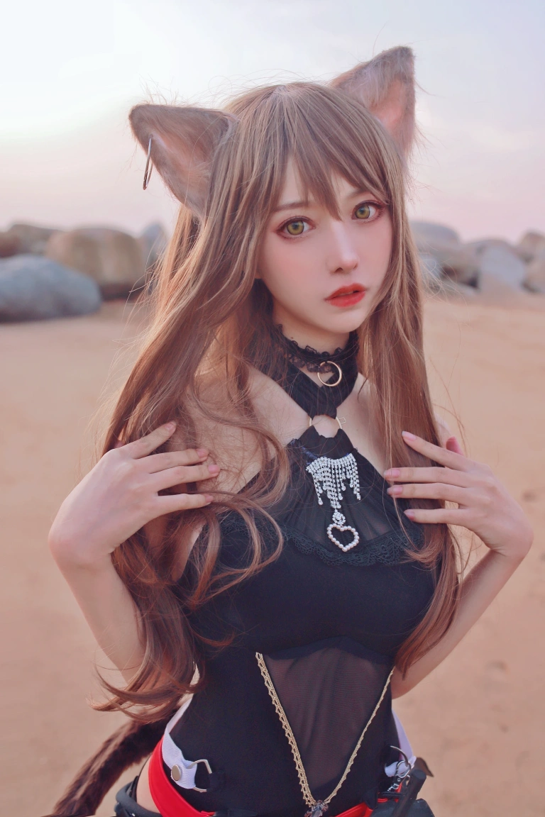 Shika小鹿鹿《天火泳装》主题写真：22张全套美图，含1个视频