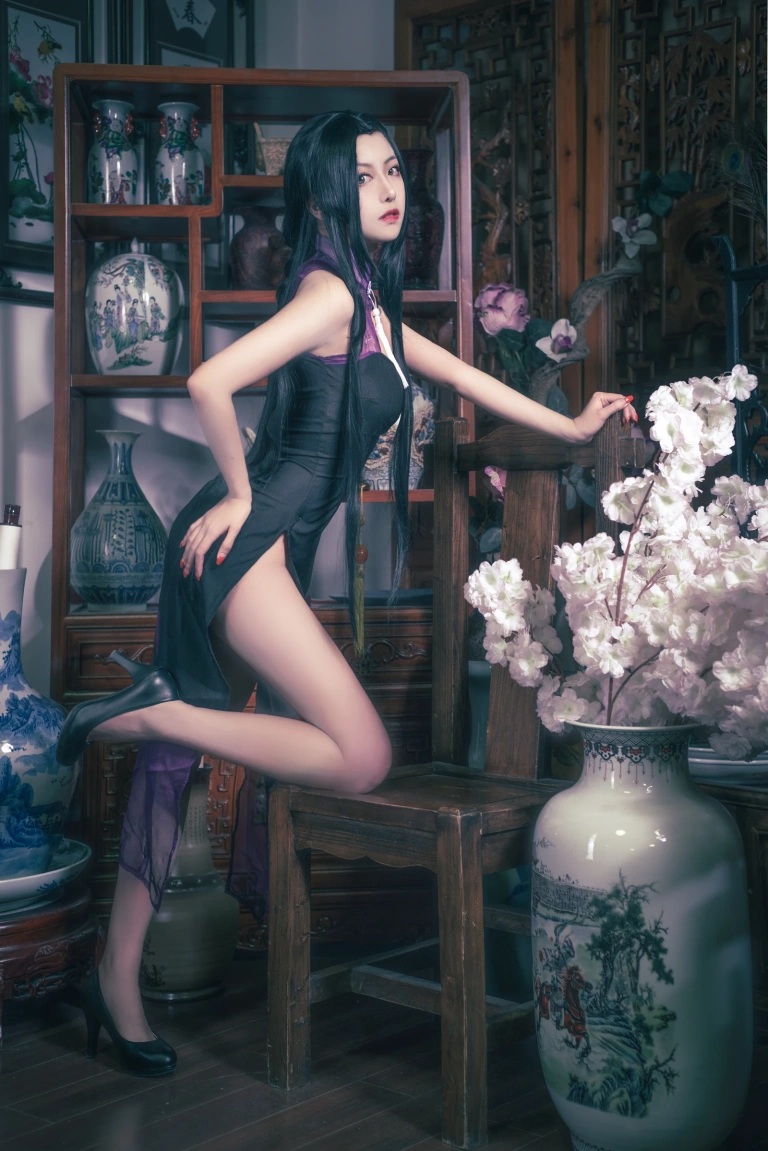 Shika小鹿鹿《万花旗袍》主题写真：6张全套美图