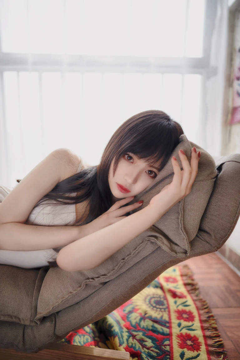Shika小鹿鹿《写真01》主题写真：21张全套美图