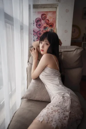 Shika小鹿鹿《写真01》主题写真：21张全套美图
