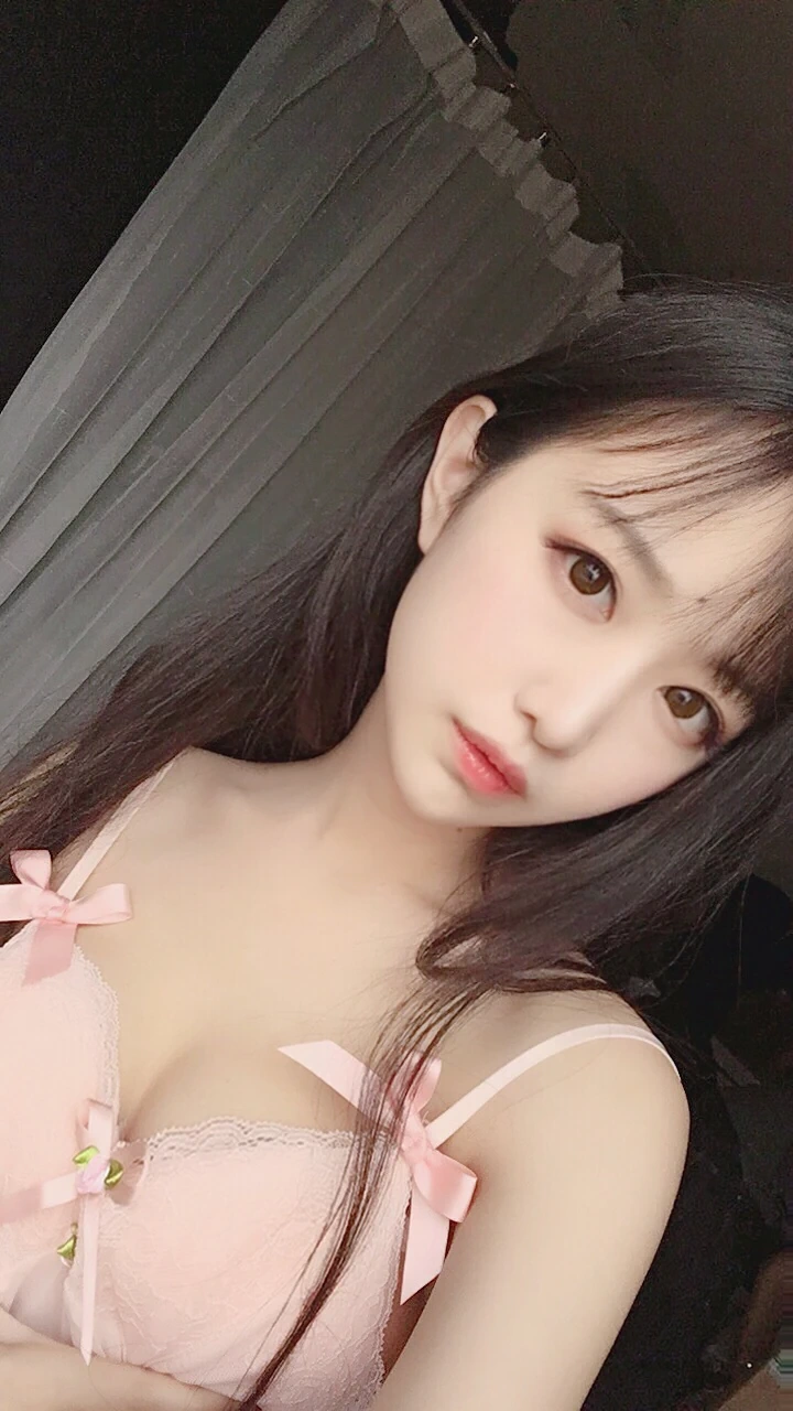 Shika小鹿鹿《写真03 连体服》主题写真：21张全套美图