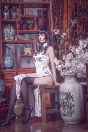 Shika小鹿鹿《学姐旗袍》主题写真：13张全套美图