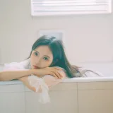 Shika小鹿鹿《浴池》主题写真：9张全套美图