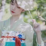 Shika小鹿鹿《中秋》主题写真：18张全套美图